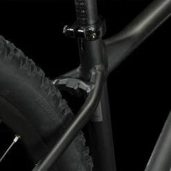 Cube Aim Race Black´n´azure -VTT Soldes Magasin Aim Race black n azure 601400 2