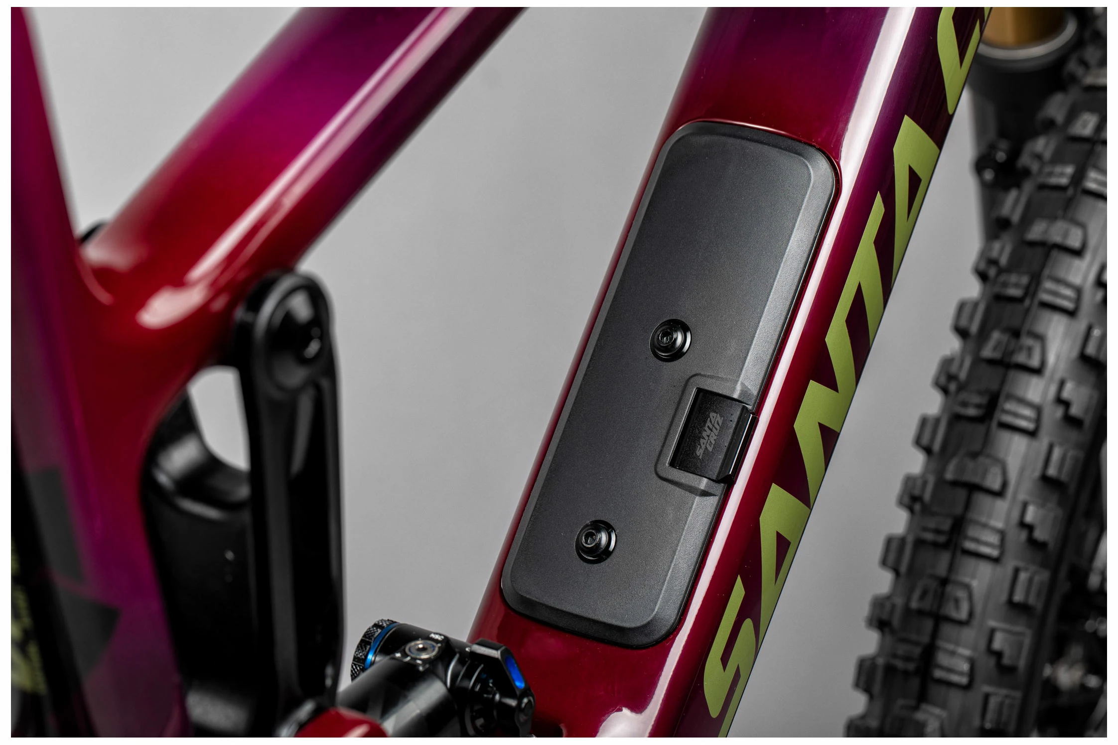 Santa Cruz Hightower CC X01 AXS RSV 5 Santa Cruz Hightower CC X01 AXS RSV – Image 3